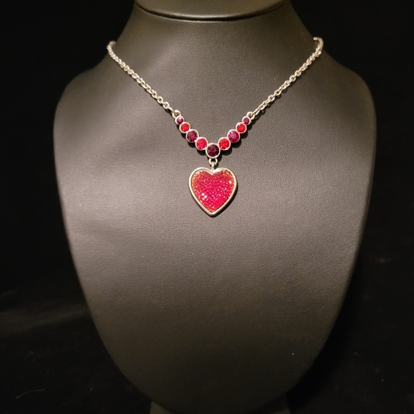 Liz Claiborne Jewelry - Estate Liz Claiborne Red Heart Rhinestone Necklace